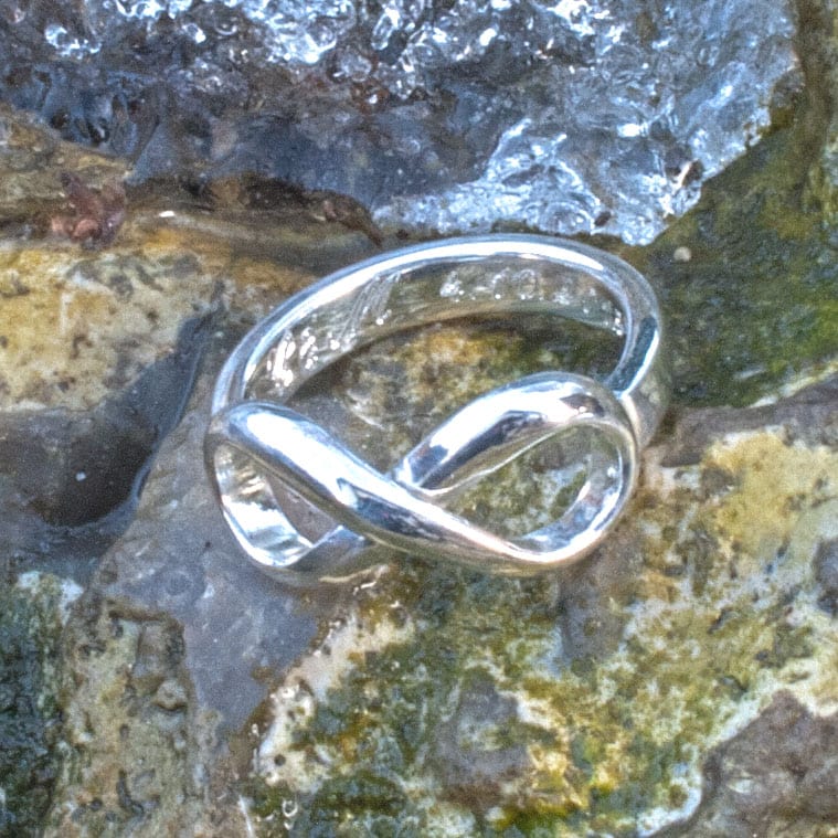 Unendlichkeitsring aus Silber