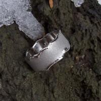 Brandung aus Weißgold