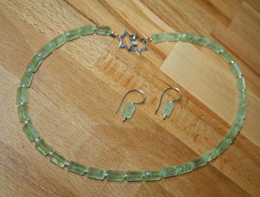 Prehnitkette mit Sternschließe