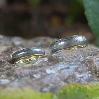 Augendamast mit Grüngoldauskleidung