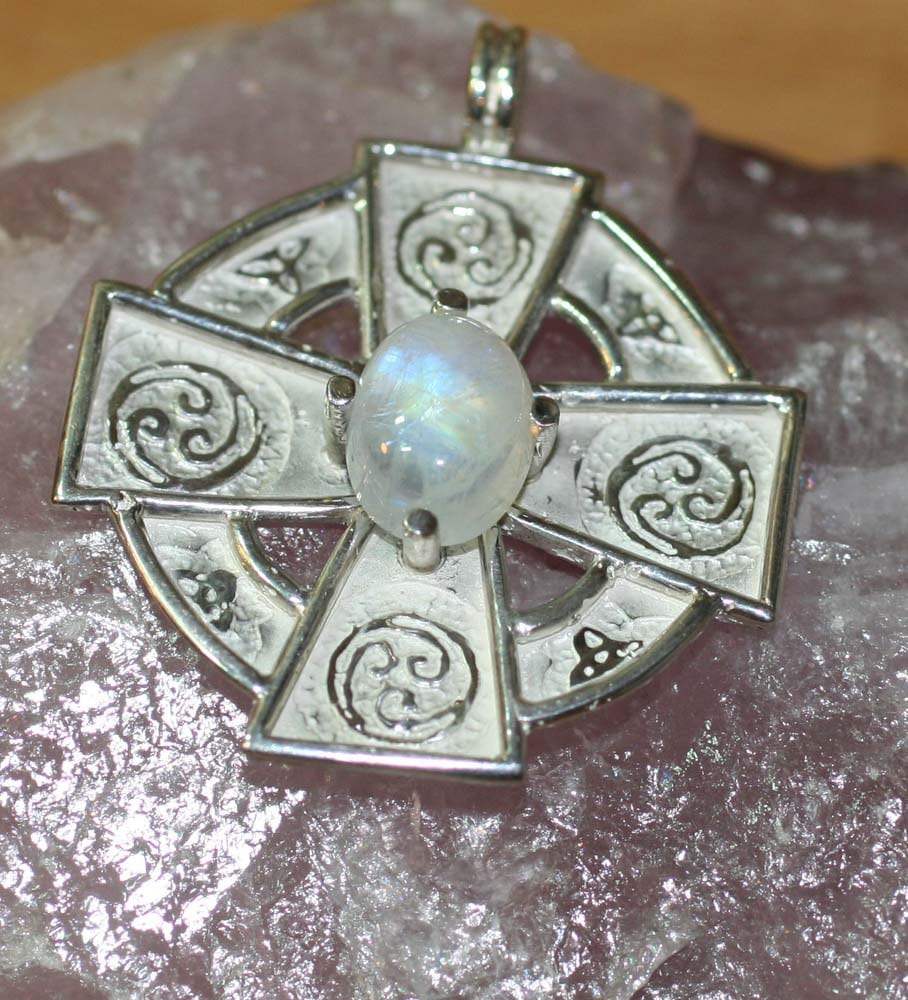 Anhänger Keltisches Kreuz mit Mondstein