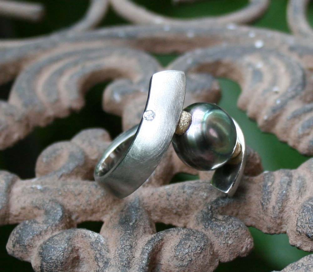 Palladiumring mit Perle