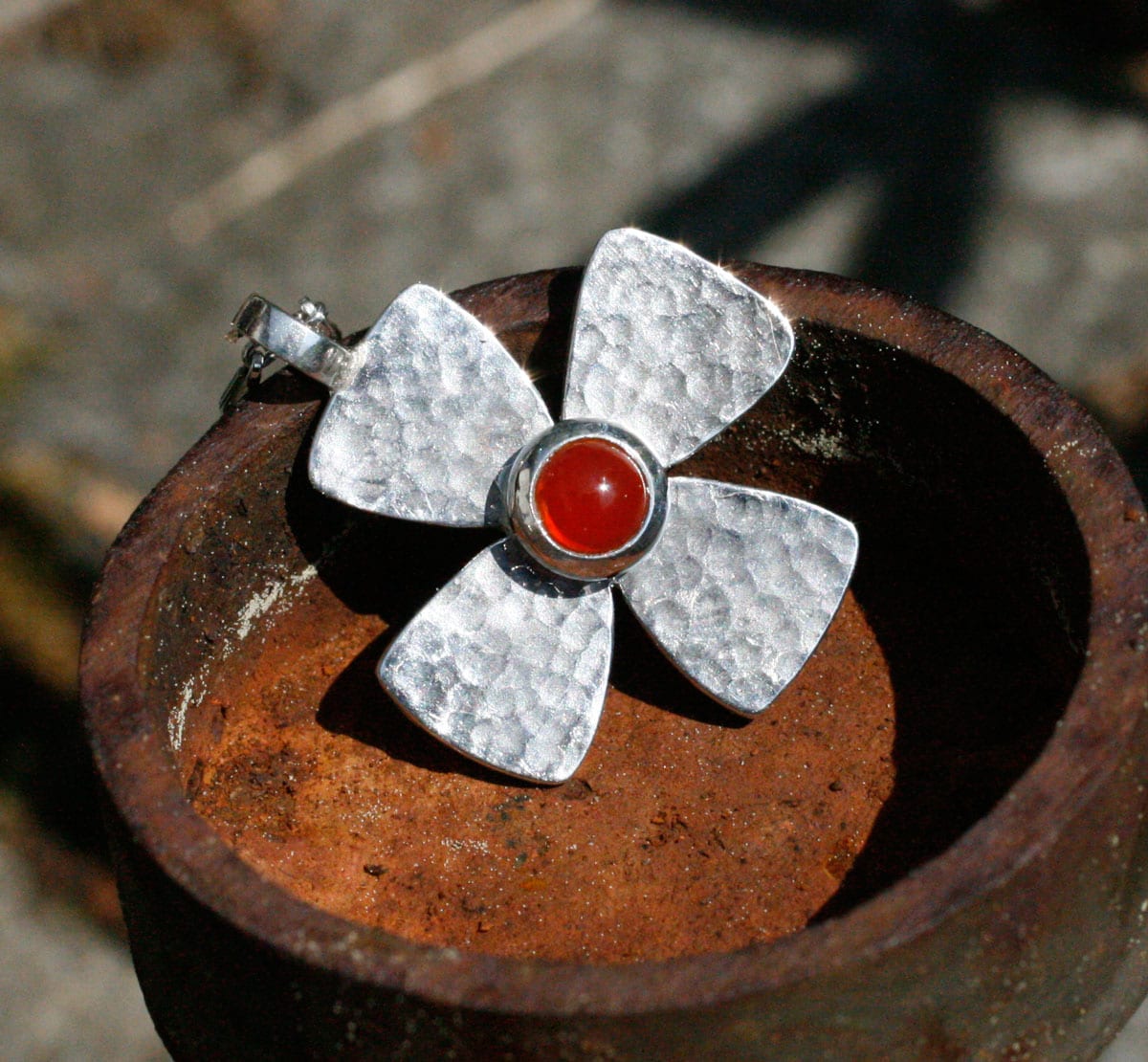 Taufkreuz mit Carneol