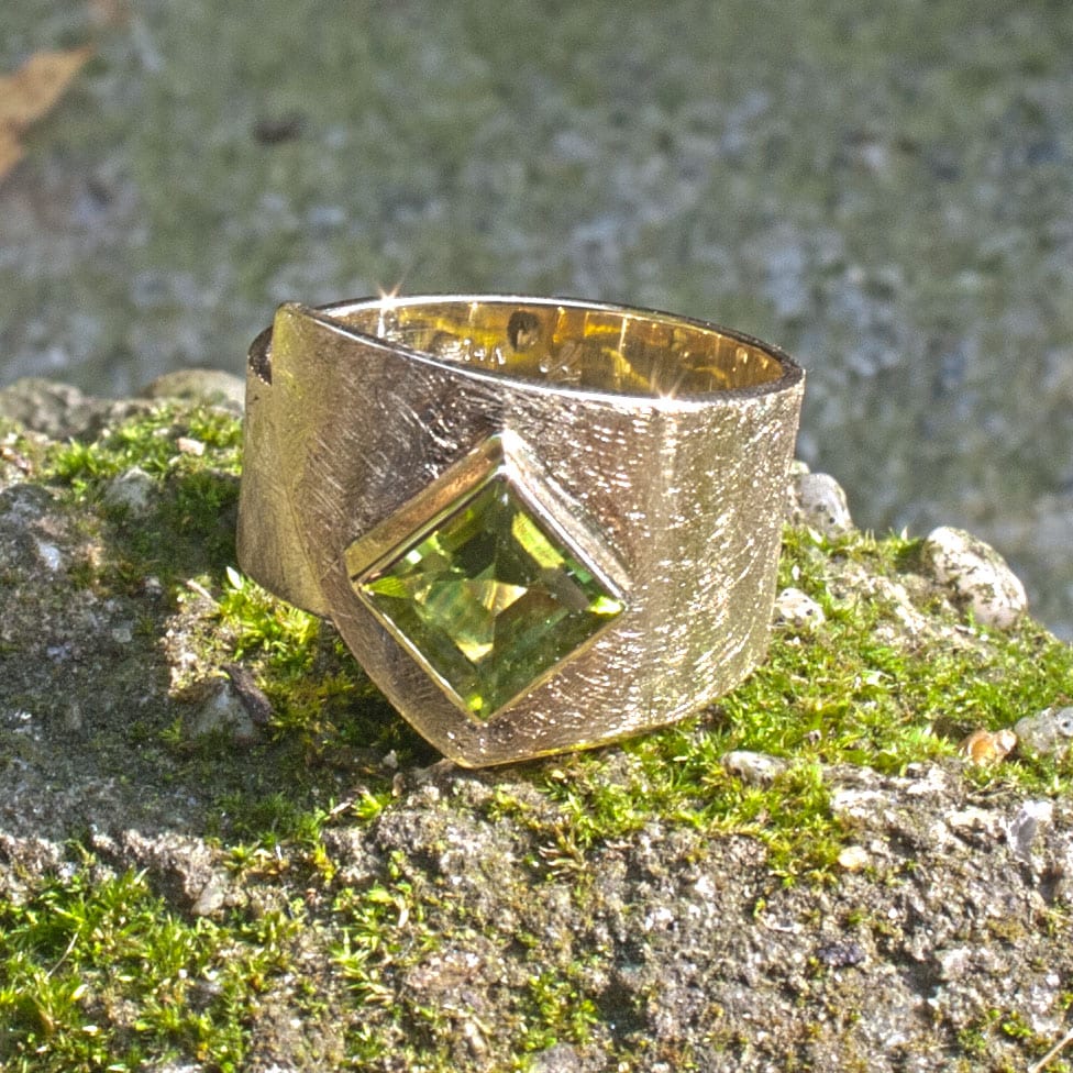 Wickelring mit Peridot