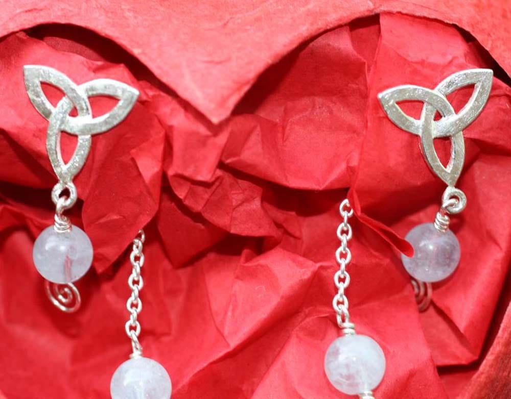 Kette und Ohrringe Wotansknoten mit Aquamarin