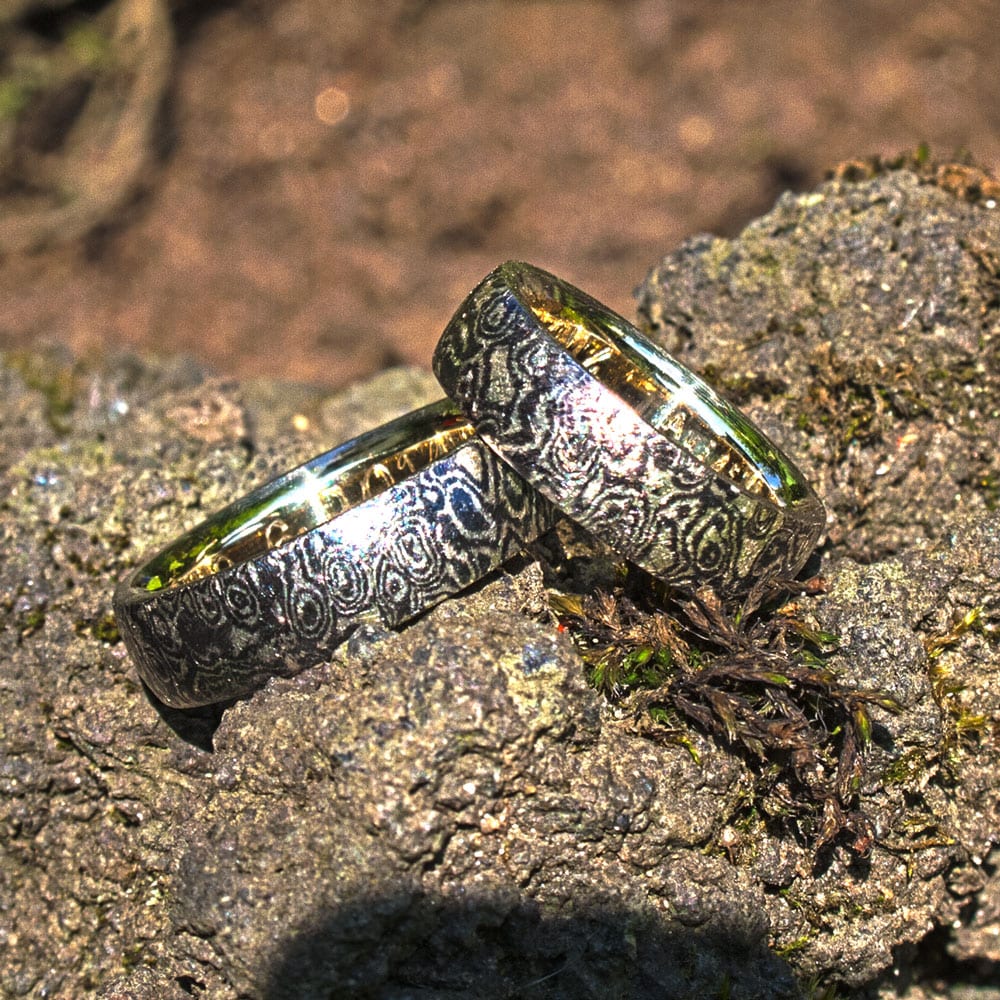 Mokumegane Ringe mit Baumschwamm-Muster