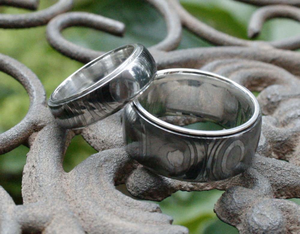 Eheringe mit Augendamast