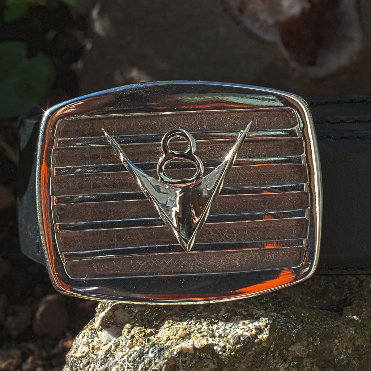 Gürtelschließe V8Grill aus Silber