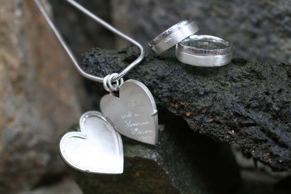 Herzmedallion aus Silber