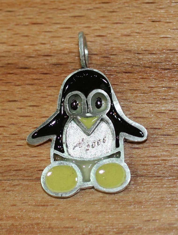 Linux Tux Emaille