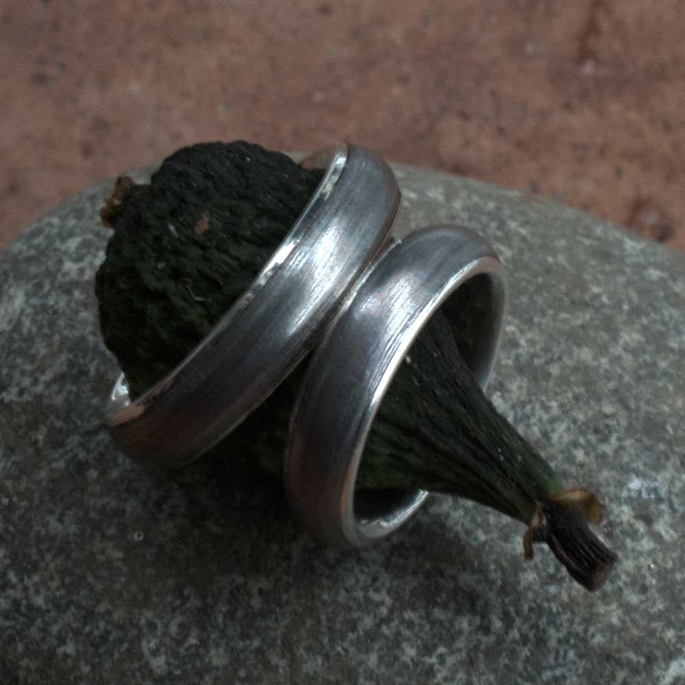 Damast aus historischen Nägeln