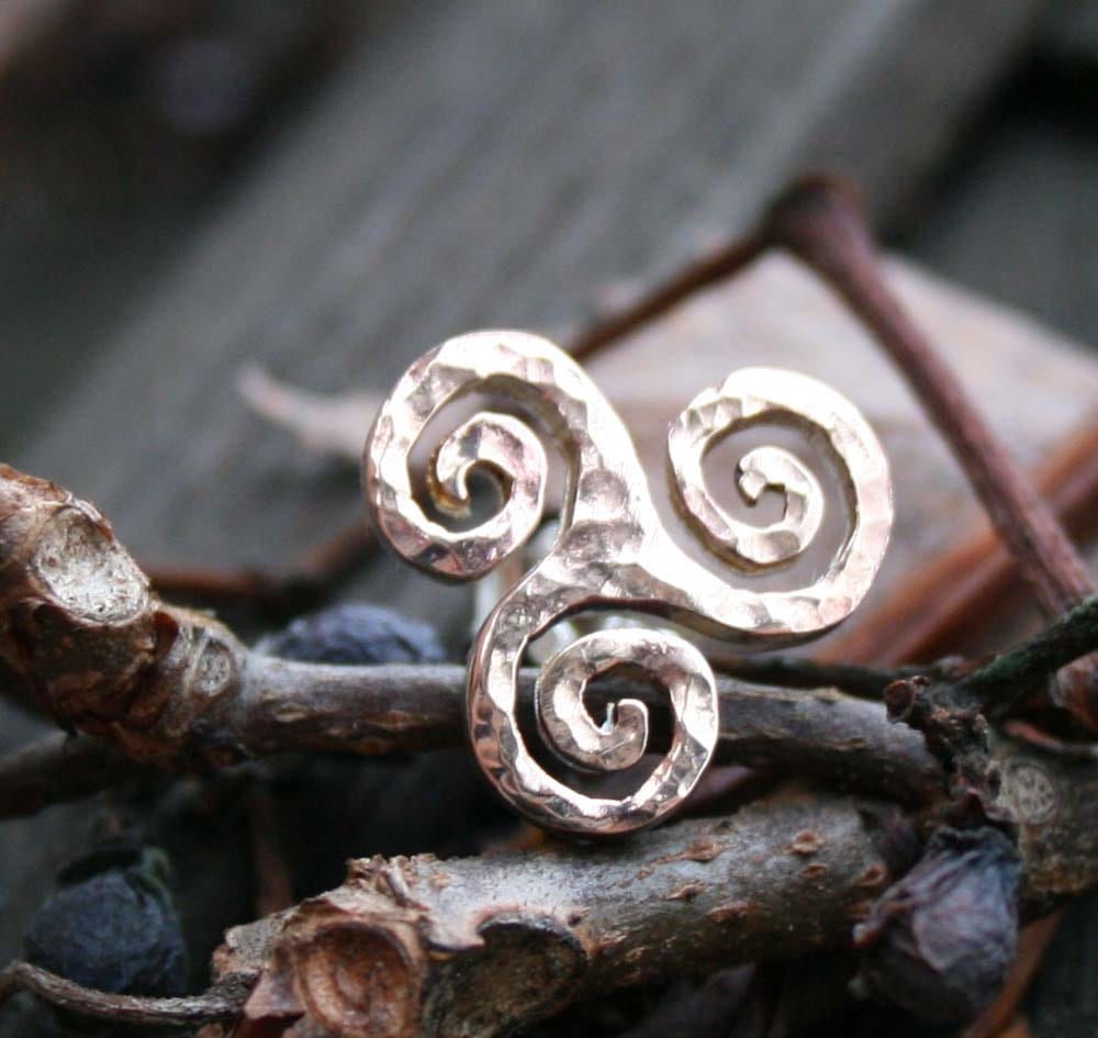 Ohrstecker Triskel – Bild 4