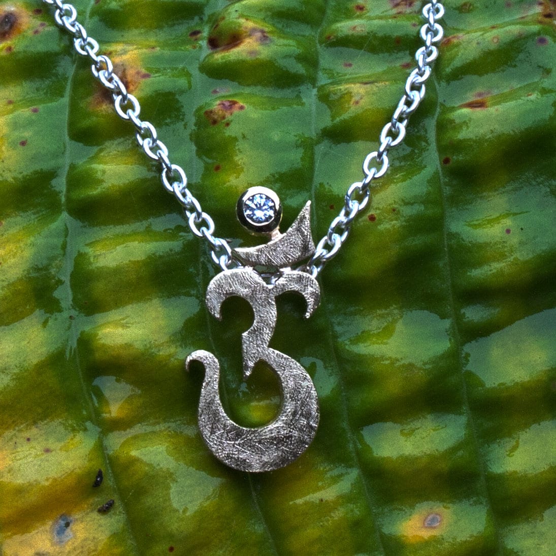 Omanhänger mit Brilliant