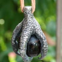 Rabenklaue mit Phiole