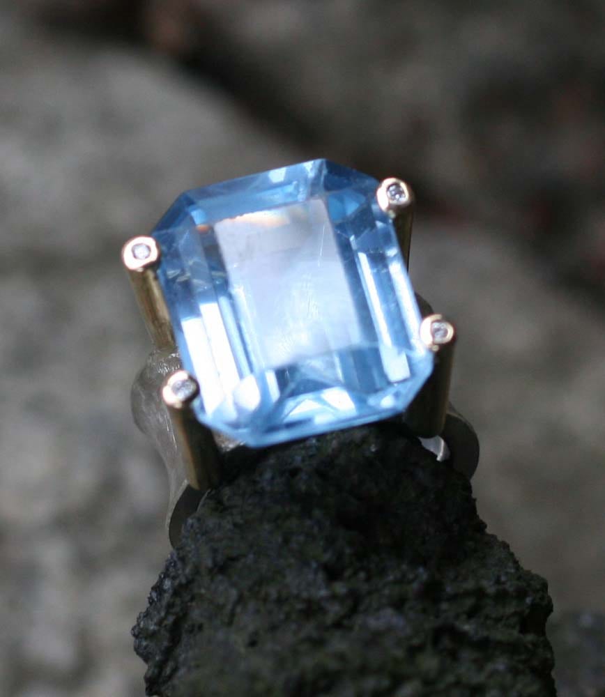 Silberring mit Blautopas