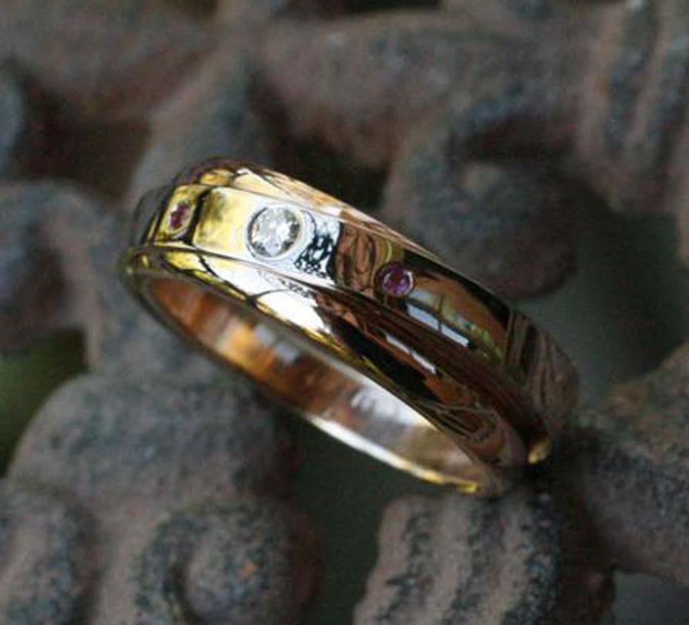 Doppelring mit 3 Steinen