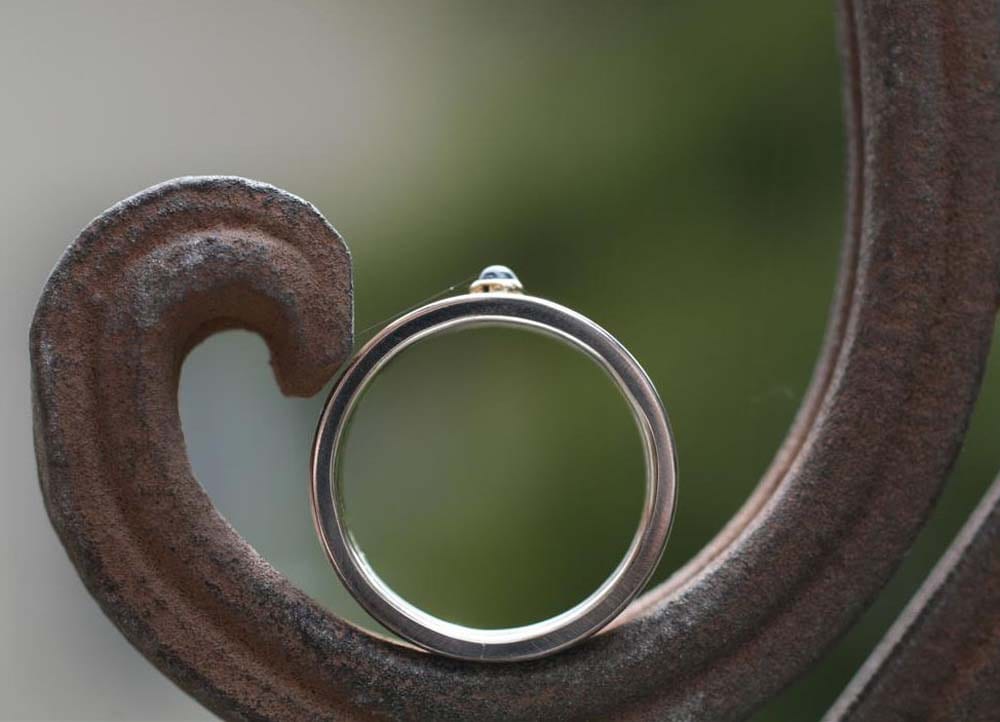 Plantinring mit Saphir