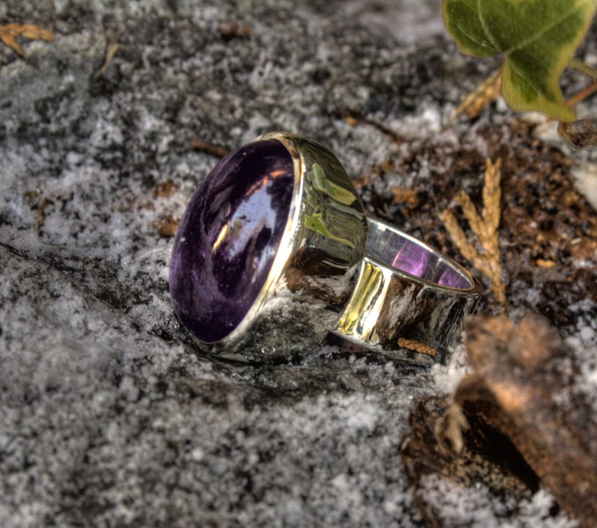 Ring mit Amethyst