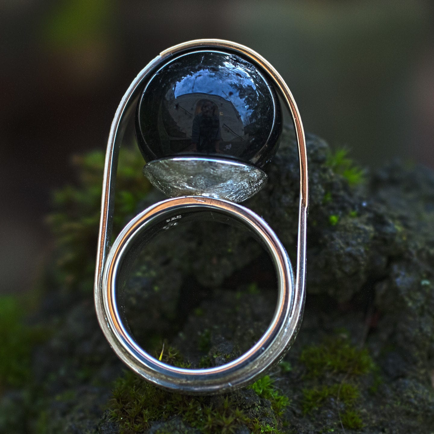 Ring mit Turmalin-Kugel