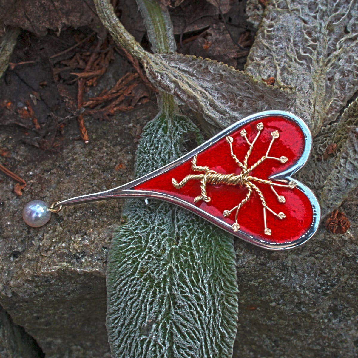 Brosche mit Lebensbaum