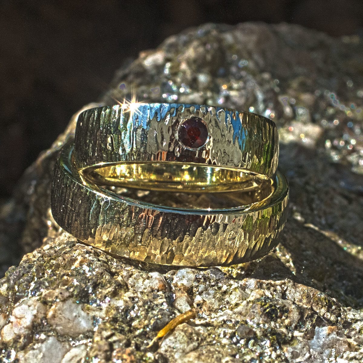 Trauringe Hammerschlag Finne