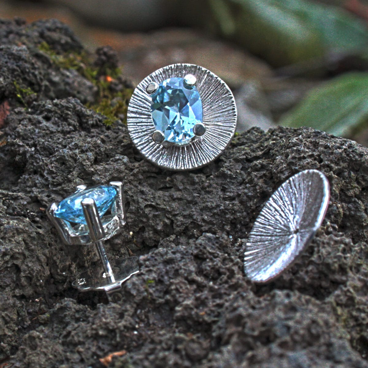 Ohrstecker Blautopas mit Beilagscheiben