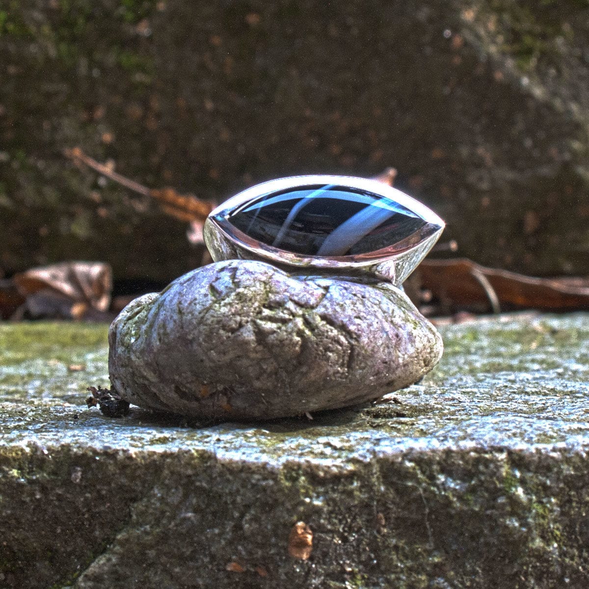 Silberring mit Onyx-Navett