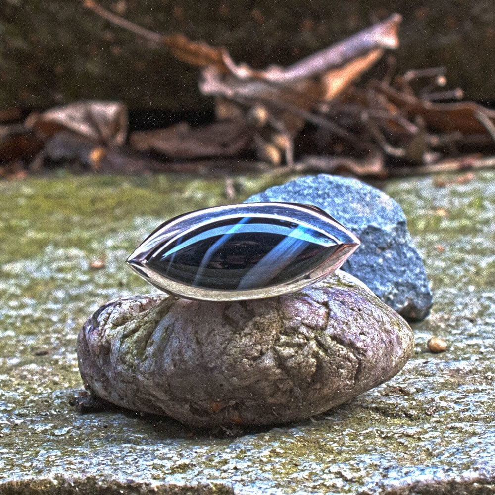 Silberring mit Onyx-Navett