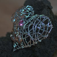 Herz aus Silberdrahtgeflecht