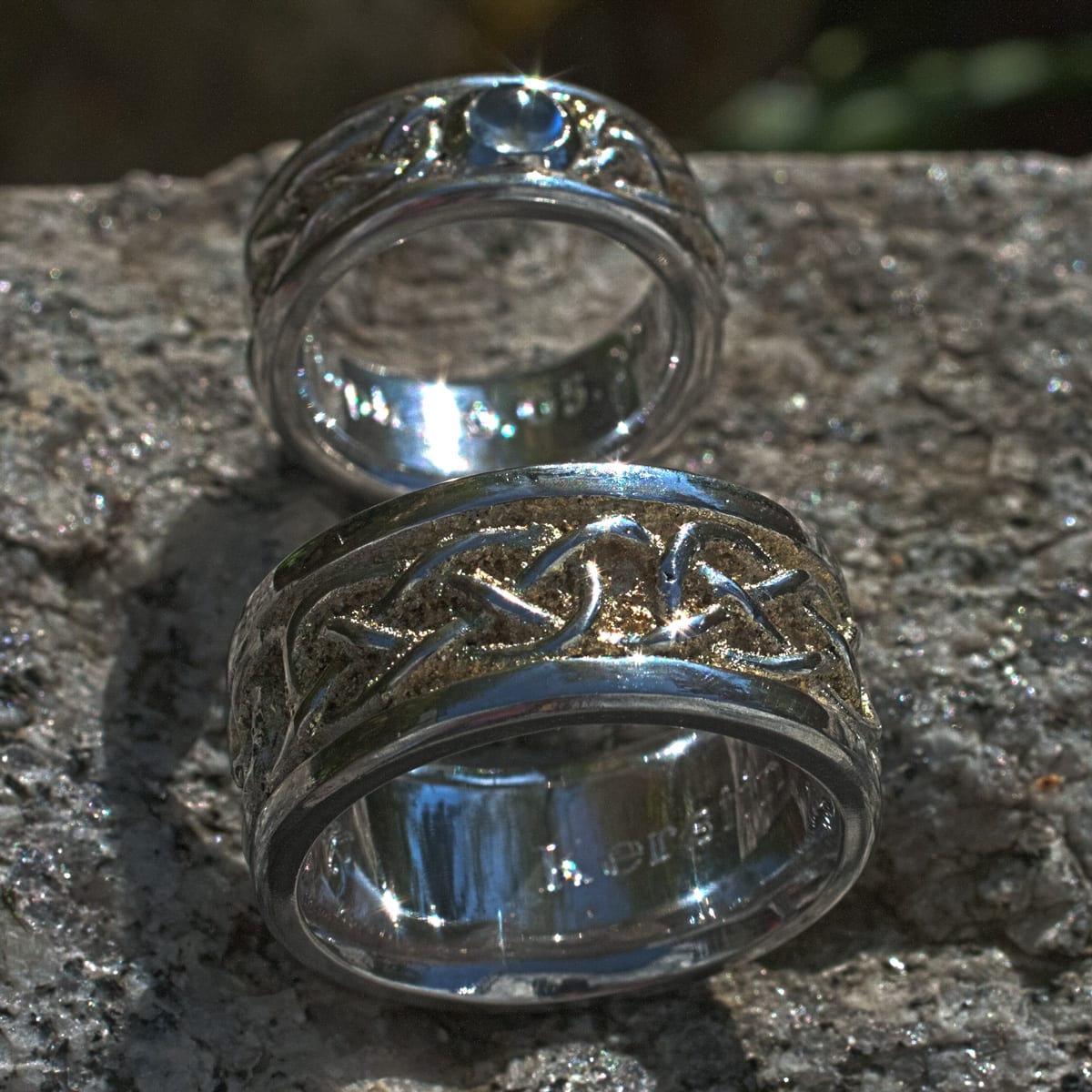 Trauringe Flechtband Silber mit Goldstaub