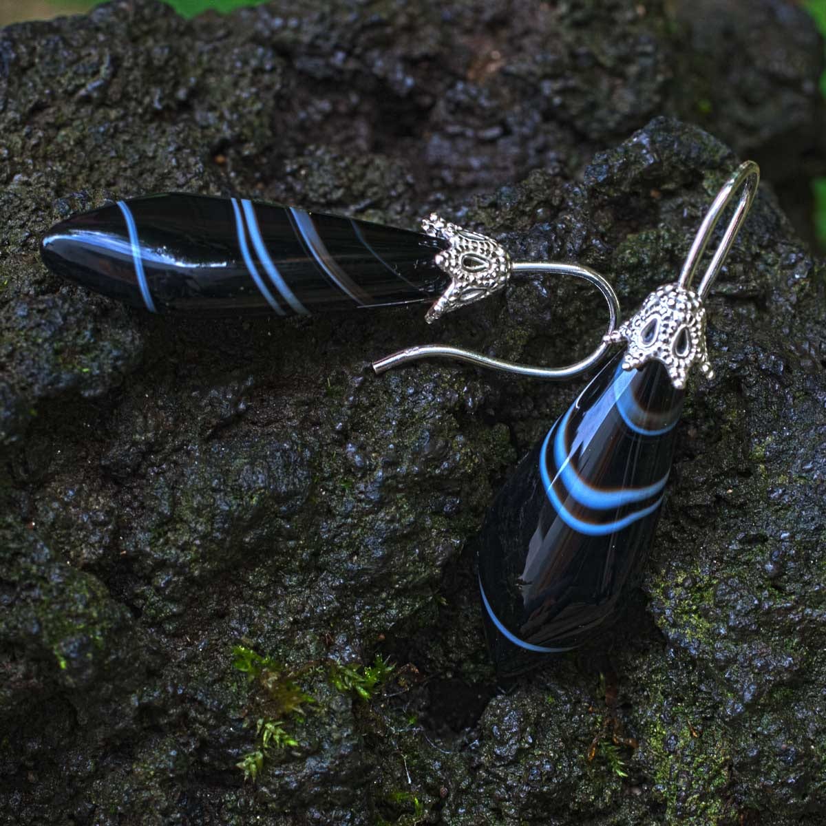 Ohrringe Filigrantulpe mit Onyx