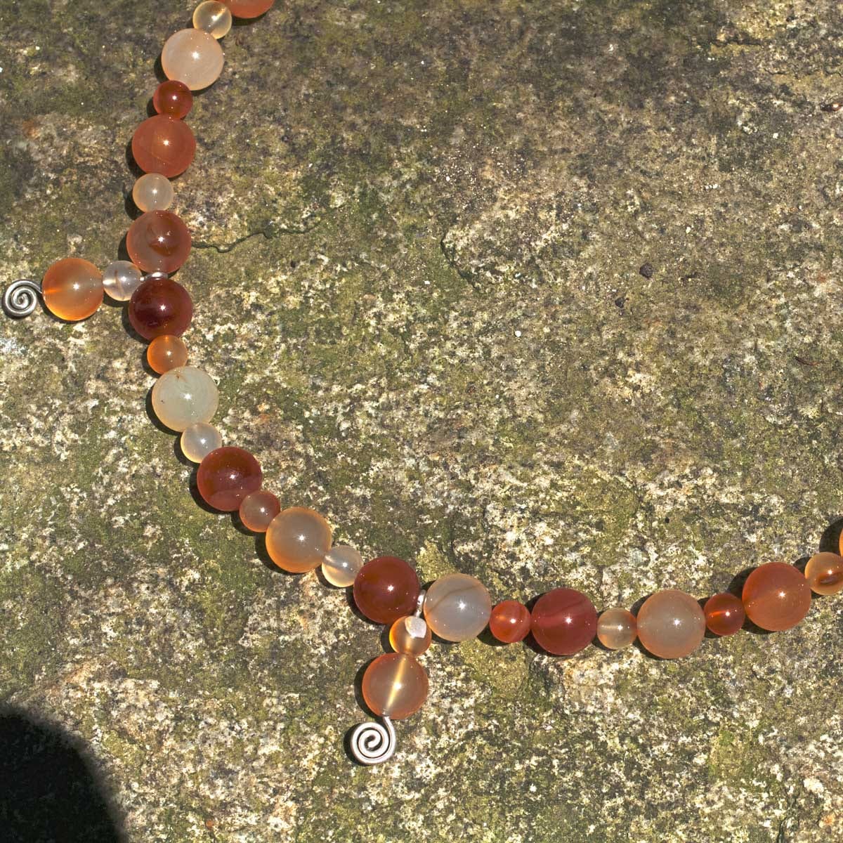 Collier Karneol-Kugeln