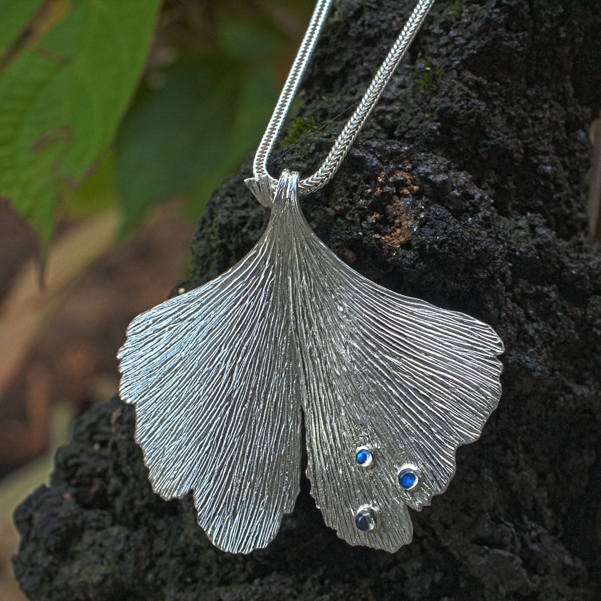 Ginkoblatt Tautropfen