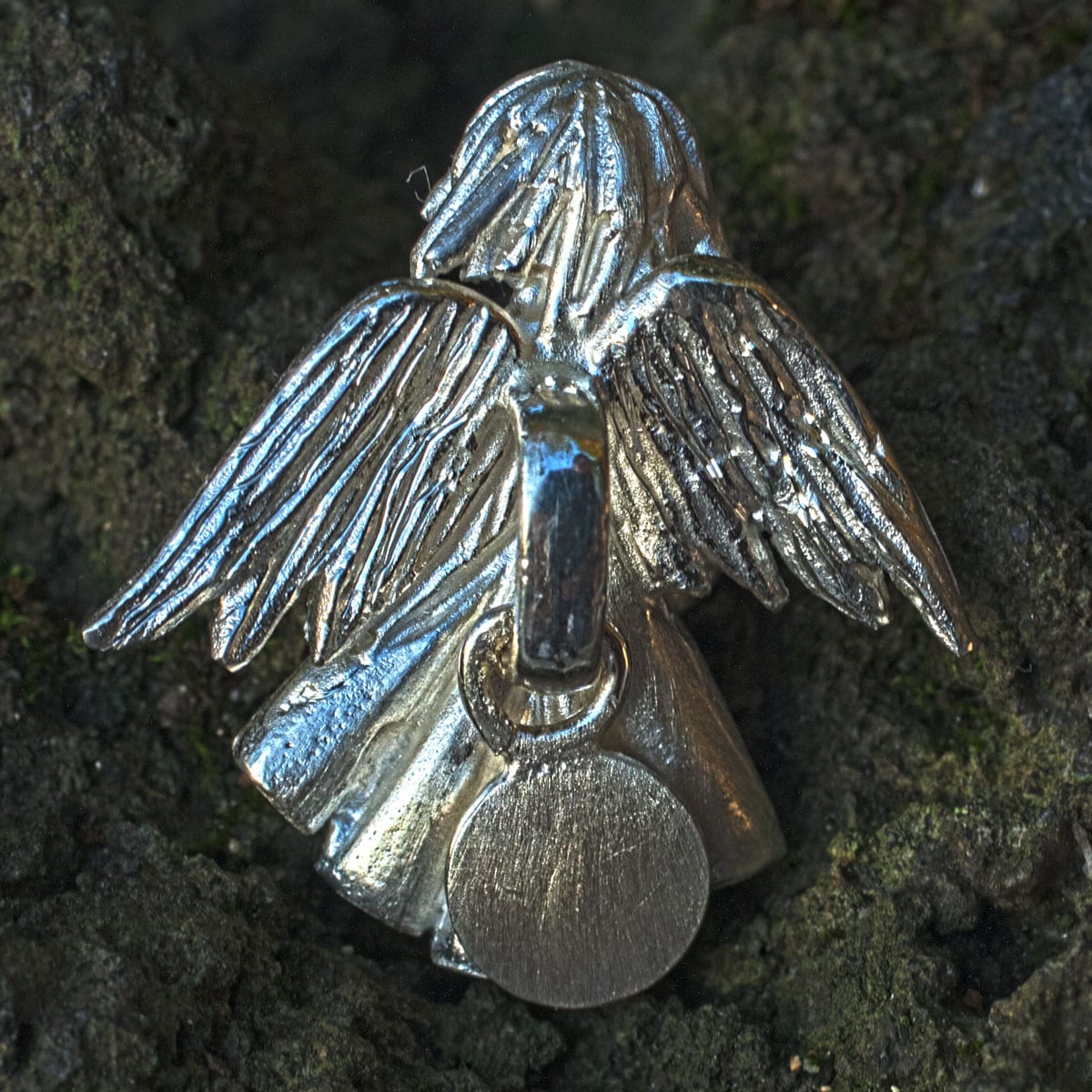 Schutzengel mit Herz aus rosa Turmalin