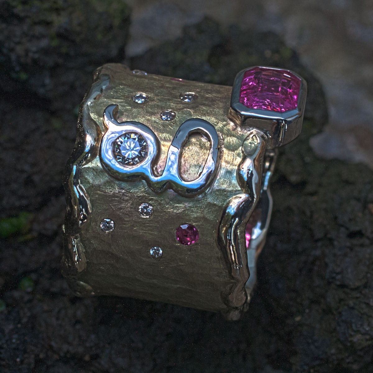 Gelbgoldring mit Weißgold Fassung und Weißgold g