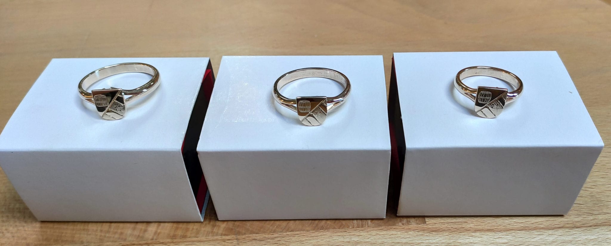 Ehrenring Gemeindewappen Salzweg Gold – Bild 9