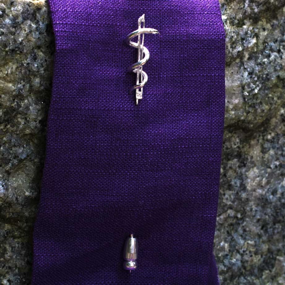 Geigenbogen mit Aeskulabnatter