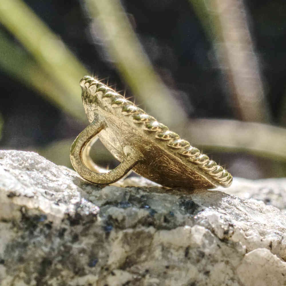 Anhänger Perle in Gelbgoldschale mit Kordelrand