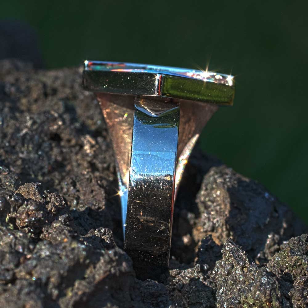 Weißgoldring mit Opal