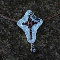 Granatkreuz neu gestyled