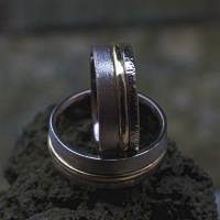 Trauringe Weißgold und Gelbgold