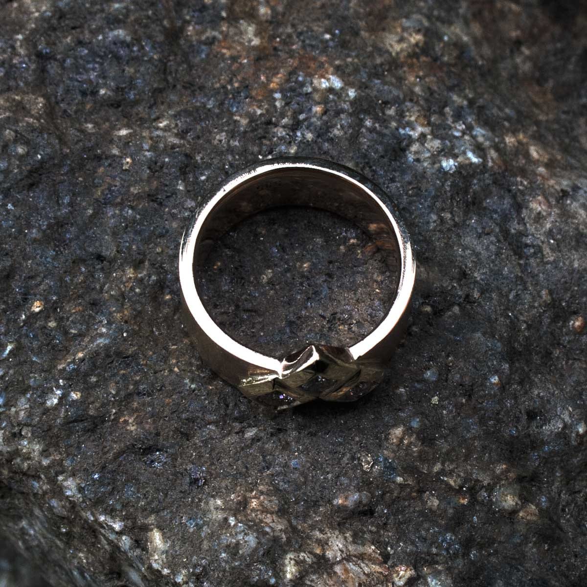 Umarbeitung eines alten Schmuckstücks vom Kunden