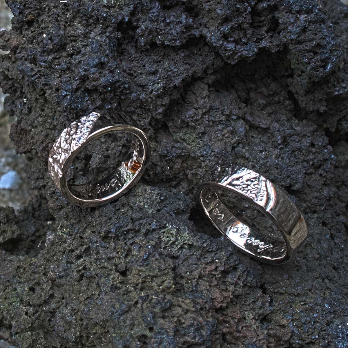 Eheringe Weißgold mit Struktur und Brillanten