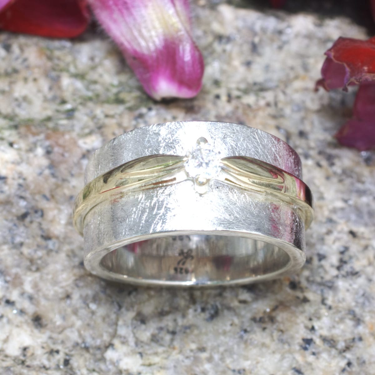 Silberschiene mit aufgesetztem Goldring – Bild 5