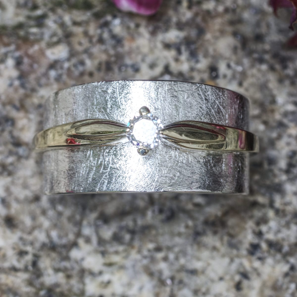 Silberschiene mit aufgesetztem Goldring – Bild 3