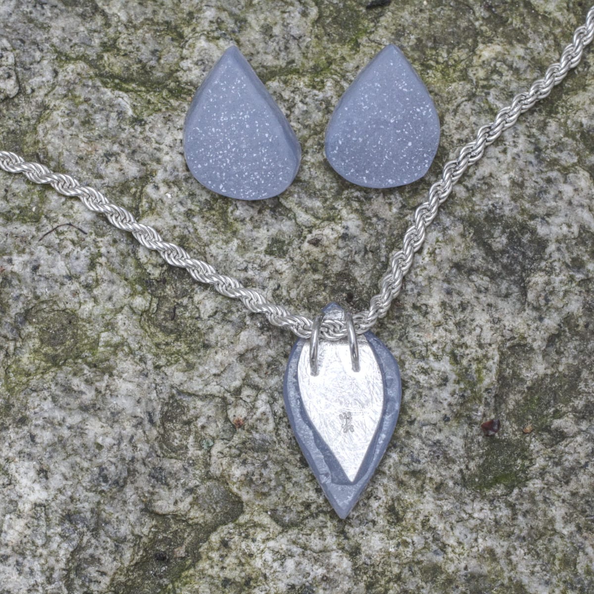 Chalzedon Ohrstecker & Anhänger – Bild 2