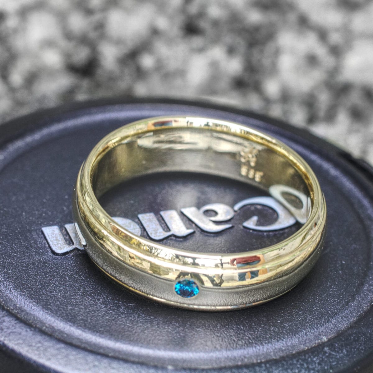 Ring blauer Brillant – Bild 2