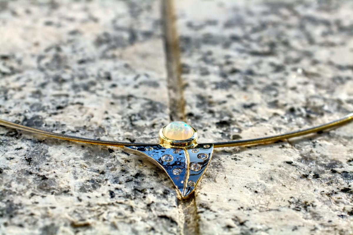 Anhänger mit Opal – Bild 2