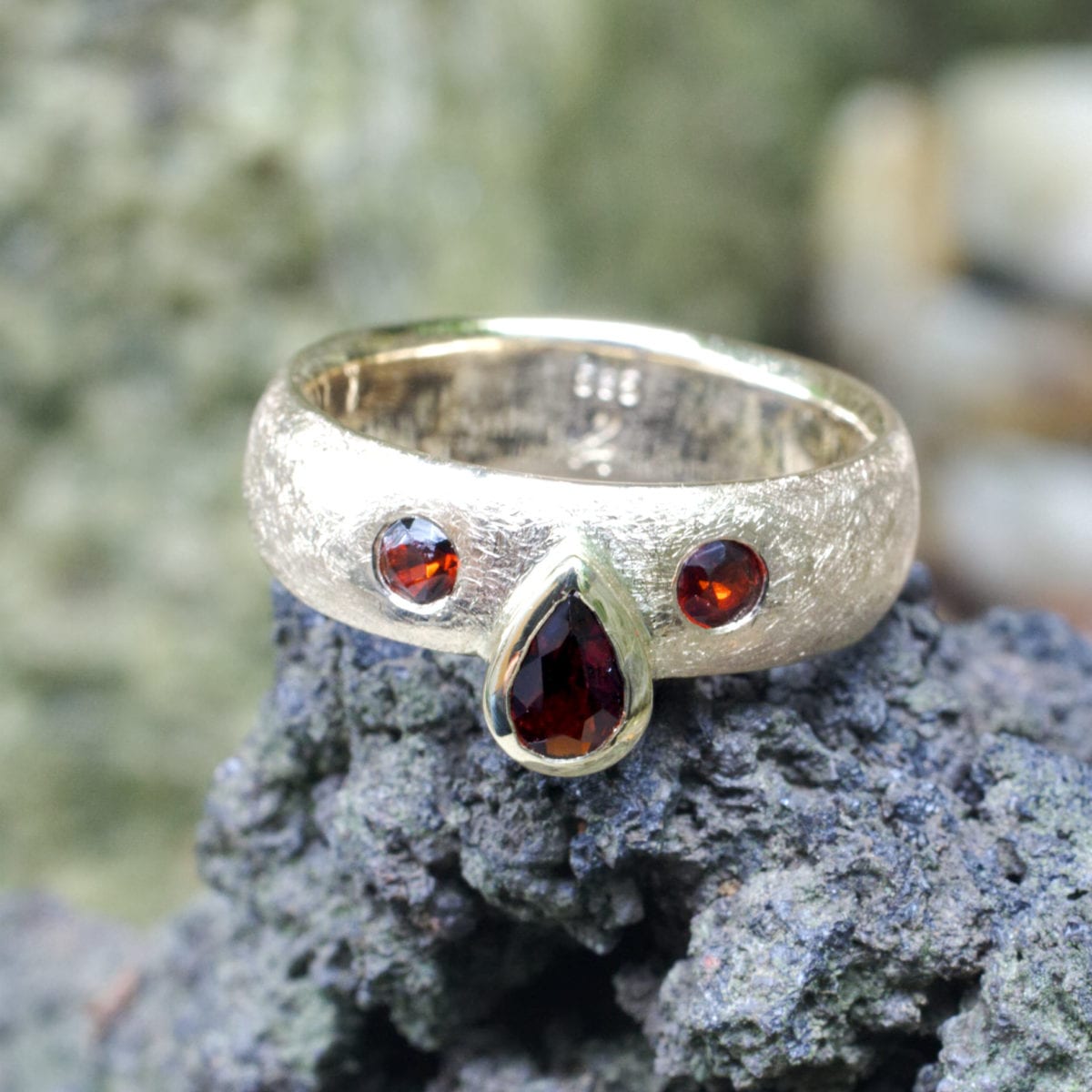 Goldring drei Granate – Bild 4