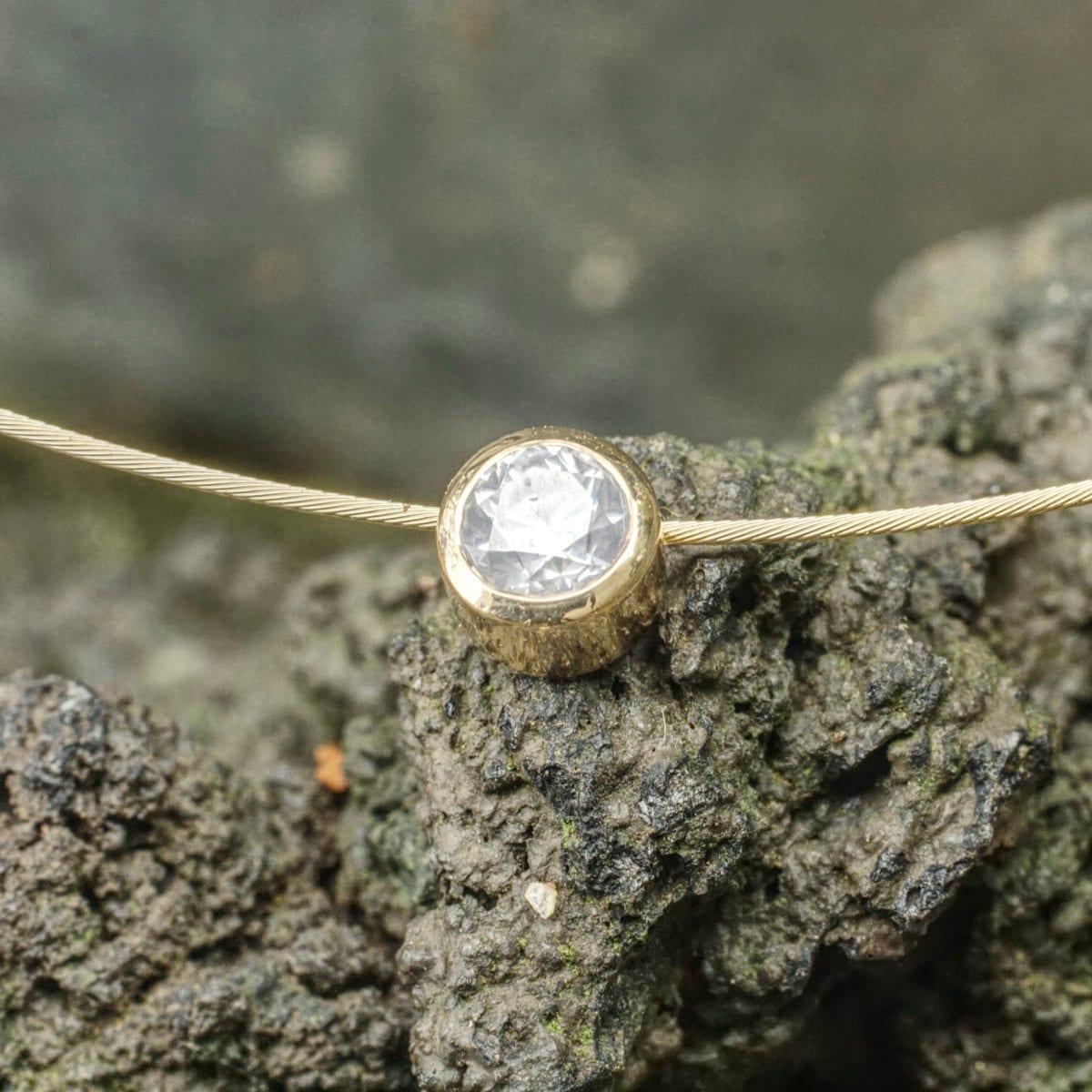 Goldsaite mit Brillant – Bild 4